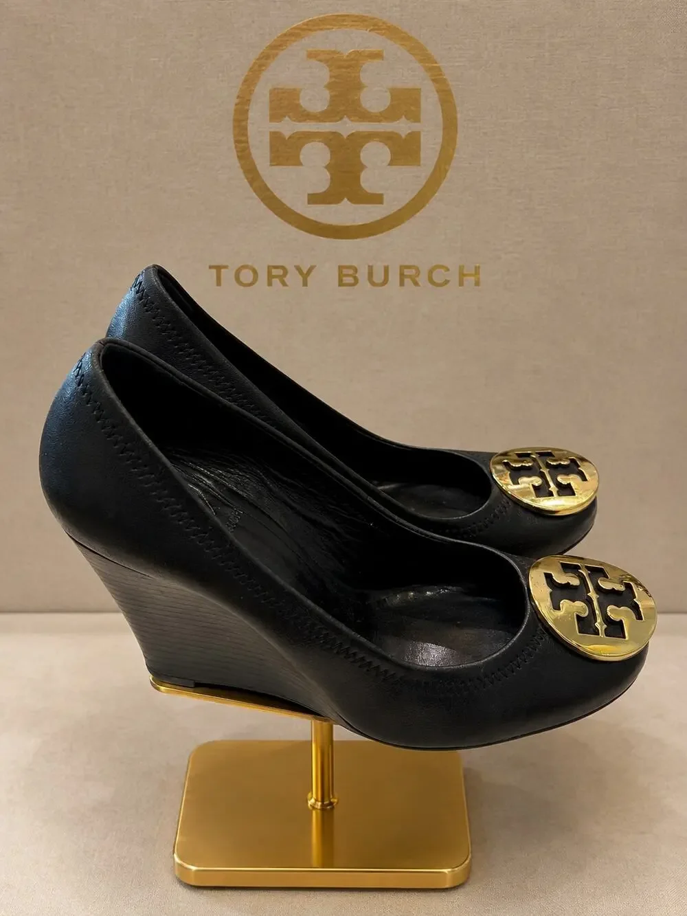 Tory Burch Sophie Logo Wedge Pumps Black Leather Women’s 6.5M